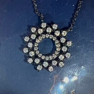 Hespera black pendant necklace